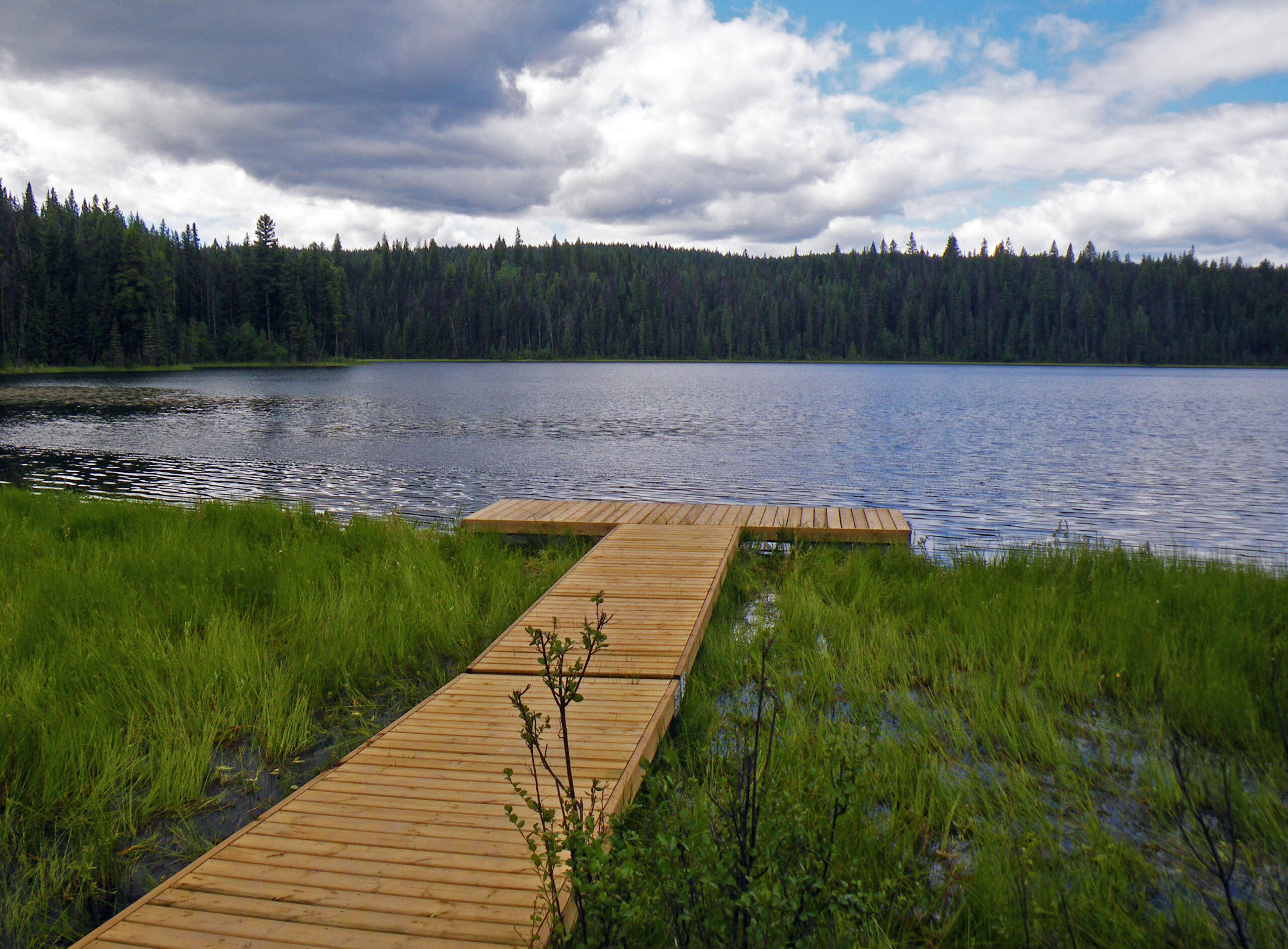 Omineca’s Easily Accessible Dock-Fishing Options – Perfect for a Quick Fall Getaway!